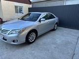 Toyota Camry 2010 годаүшін8 800 000 тг. в Шымкент – фото 2