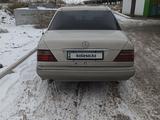 Mercedes-Benz E 220 1994 года за 3 000 000 тг. в Тараз – фото 4