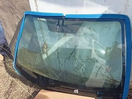 Лобовое стекло Toyota за 25 000 тг. в Алматы