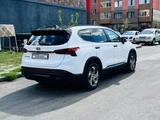 Hyundai Santa Fe 2023 года за 17 000 000 тг. в Астана – фото 4