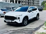 Hyundai Santa Fe 2023 года за 18 500 000 тг. в Астана – фото 2