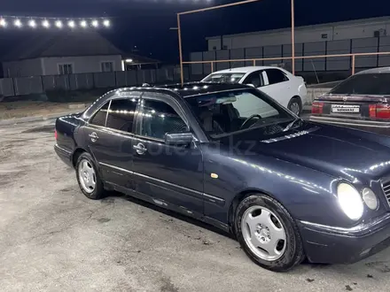 Mercedes-Benz E 230 1997 года за 2 500 000 тг. в Алматы – фото 9