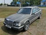 Mercedes-Benz E 220 1993 года за 2 200 000 тг. в Павлодар – фото 4