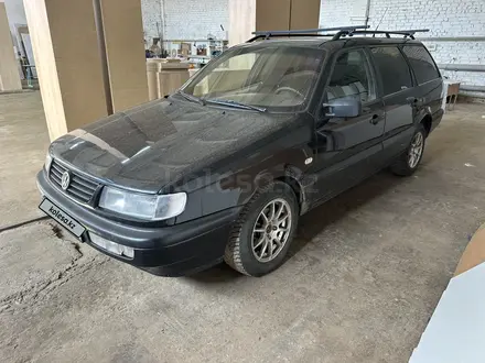 Volkswagen Passat 1994 года за 1 810 000 тг. в Уральск – фото 8