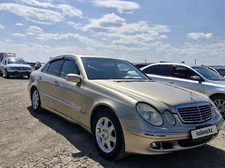 Mercedes-Benz E 240 2005 года за 4 500 000 тг. в Актобе – фото 4