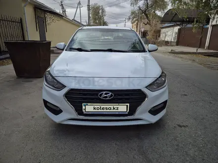 Hyundai Accent 2019 года за 7 300 000 тг. в Кызылорда – фото 2