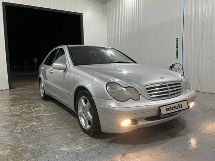 Mercedes-Benz C 240 2001 года за 3 700 000 тг. в Актау – фото 2