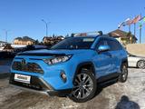 Toyota RAV4 2020 года за 14 000 000 тг. в Астана – фото 2