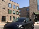 Tesla Model Y 2022 годаүшін16 100 000 тг. в Алматы – фото 2