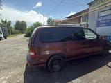 Kia Carnival 1998 года за 1 500 000 тг. в Алматы – фото 2