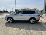 Toyota Highlander 2012 года за 11 400 000 тг. в Атырау – фото 3
