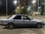 Mercedes-Benz E 200 1993 года за 1 400 000 тг. в Караганда – фото 3