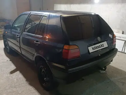 Volkswagen Golf 1998 года за 670 000 тг. в Щучинск – фото 4