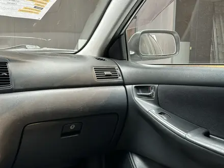 Toyota Corolla 2006 года за 3 900 000 тг. в Актобе – фото 11
