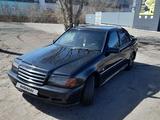 Mercedes-Benz C 180 1995 года за 2 400 000 тг. в Караганда – фото 4