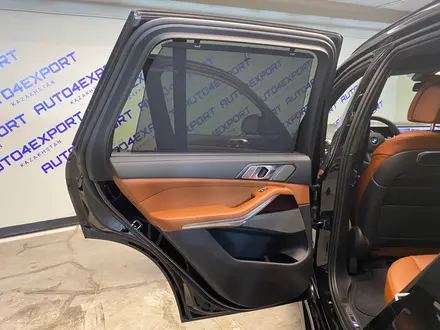 BMW X5 2023 года за 63 500 000 тг. в Алматы – фото 27