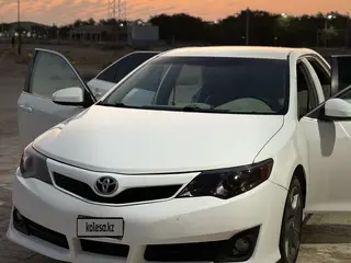 Toyota Camry, 2013