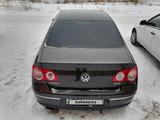 Volkswagen Passat 2006 года за 3 800 000 тг. в Астана – фото 5