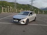 Hyundai Accent 2022 года за 7 900 000 тг. в Алматы – фото 3