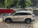 Toyota Highlander 2016 года за 13 500 000 тг. в Шымкент