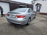 Toyota Camry 2016 года за 10 000 000 тг. в Уральск – фото 3