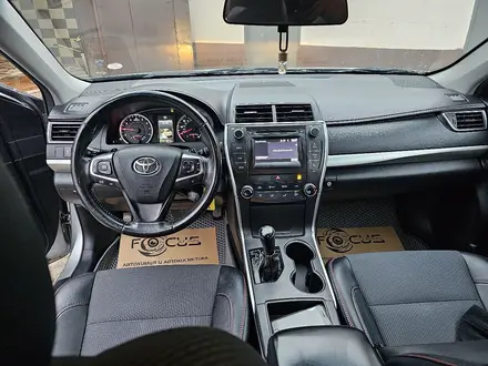 Toyota Camry 2016 года за 10 000 000 тг. в Уральск – фото 8