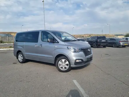 Hyundai Starex 2018 года за 19 000 000 тг. в Алматы – фото 12