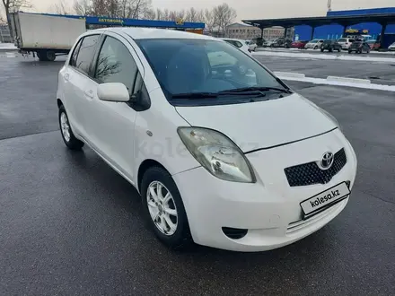 Toyota Yaris 2007 года за 3 555 000 тг. в Алматы – фото 2