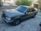 Mercedes-Benz E 200 1992 годаүшін1 600 000 тг. в Кентау – фото 2