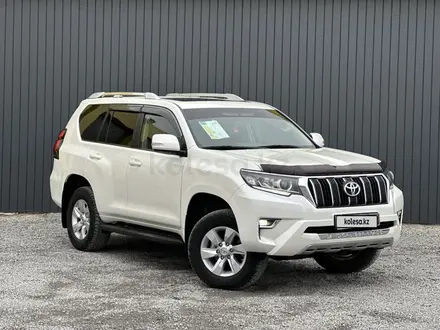 Toyota Land Cruiser Prado 2022 года за 28 500 000 тг. в Актобе – фото 2