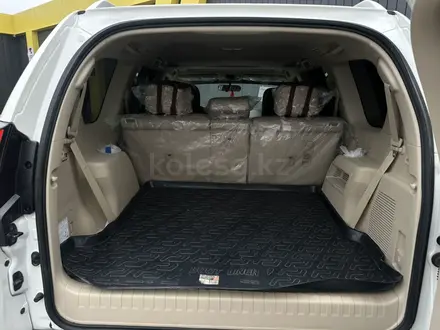 Toyota Land Cruiser Prado 2022 года за 28 500 000 тг. в Актобе – фото 5