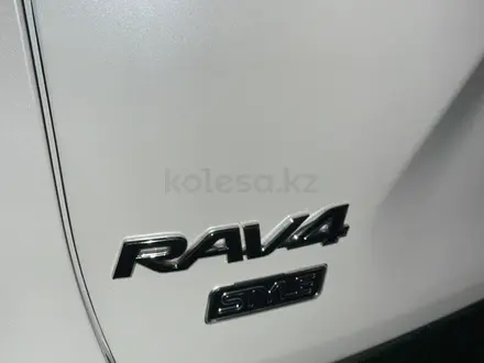 Toyota RAV4 2020 года за 16 000 000 тг. в Атырау – фото 10