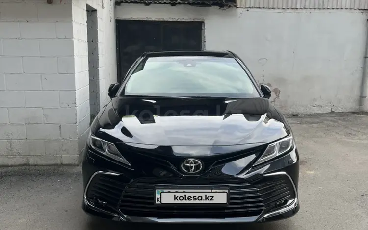 Toyota Camry 2023 годаfor17 550 000 тг. в Алматы