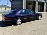 Mercedes-Benz E 280 1998 годаүшін4 400 000 тг. в Кызылорда – фото 2