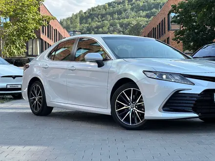 Toyota Camry 2023 года за 15 100 000 тг. в Алматы – фото 5