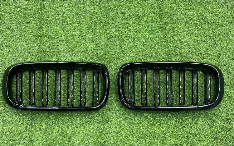 РЕШЕТКА РАДИАТОРА НА BMW F15 за 30 000 тг. в Астана