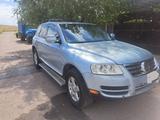 Volkswagen Touareg 2004 года за 3 600 000 тг. в Кентау – фото 5