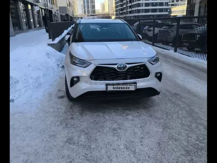 Toyota Highlander 2024 года за 27 500 000 тг. в Астана