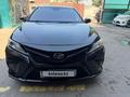 Toyota Camry 2020 года за 13 000 000 тг. в Алматы