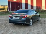 Toyota Camry 2013 года за 5 200 000 тг. в Уральск – фото 3