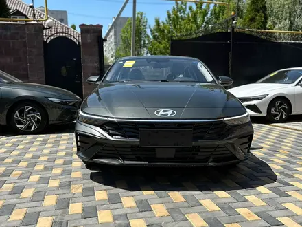 Hyundai Elantra 2024 года за 9 200 000 тг. в Алматы – фото 2