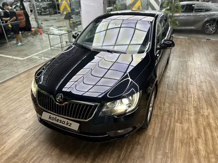 Skoda Superb 2015 года за 8 500 000 тг. в Алматы – фото 2