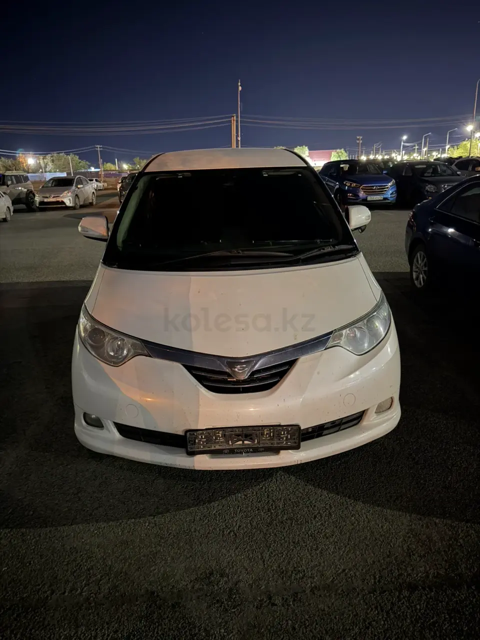 Toyota Estima, 2008