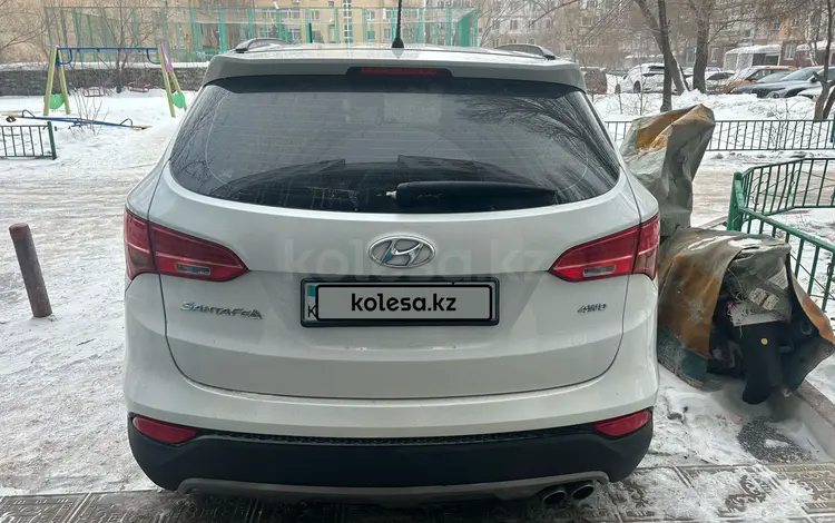 Hyundai Santa Fe 2013 годаfor9 500 000 тг. в Астана