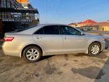 Toyota Camry 2011 года за 8 200 000 тг. в Атырау – фото 5