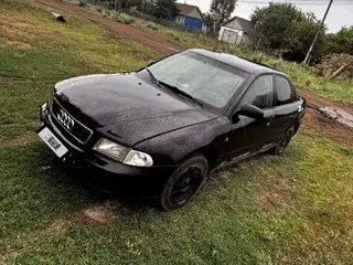Audi A4, 1998