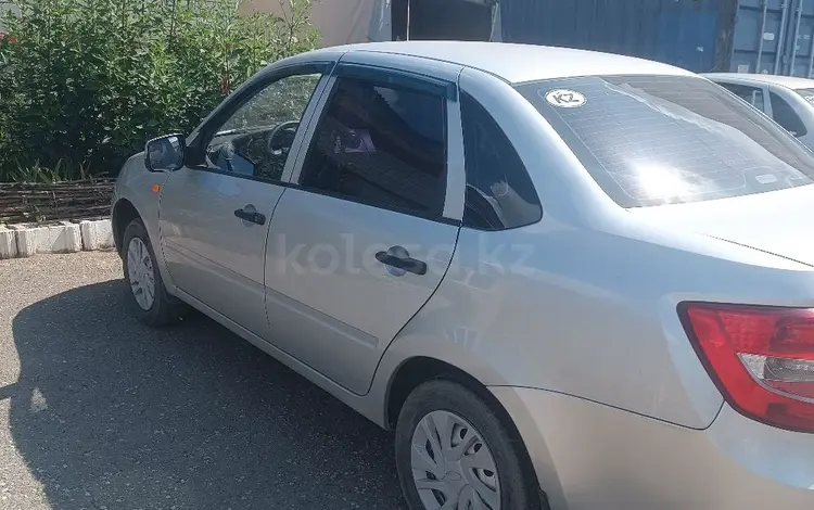 ВАЗ (Lada) Granta 2190 2014 годаүшін2 200 000 тг. в Астана
