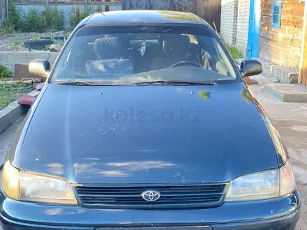 Toyota Carina E 1995 года за 2 000 000 тг. в Семей