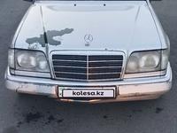 Mercedes-Benz E 220 1993 года за 1 600 000 тг. в Талдыкорган