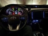 Toyota Hilux 2023 года за 22 500 000 тг. в Жанаозен – фото 5